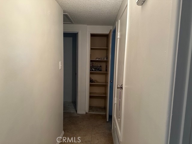 https://media.crmls.org/medias/af59e703-81b5-4efc-a701-e64b75078278.jpg?preset=X-Large