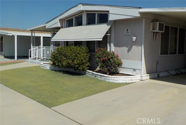 Detail Gallery Image 1 of 34 For 1580 Cabrillo Dr, Hemet,  CA 92543 - 2 Beds | 2 Baths