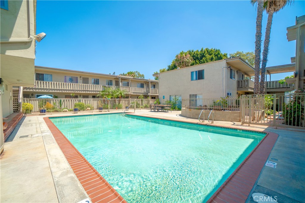 3325 Santa Fe Avenue #110