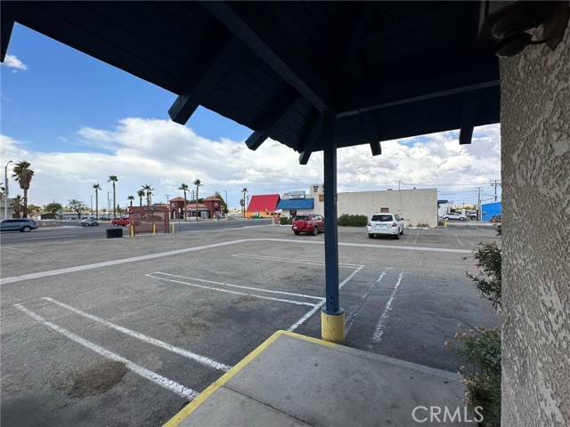 73737 29 Palms Highway, Twentynine Palms, California 92277, ,Commercial Lease,For Rent,73737 29 Palms Highway,CRJT25026064