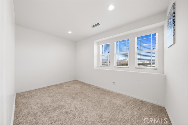 Detail Gallery Image 17 of 38 For 11601 Halter St, Victorville,  CA 92392 - 4 Beds | 3 Baths