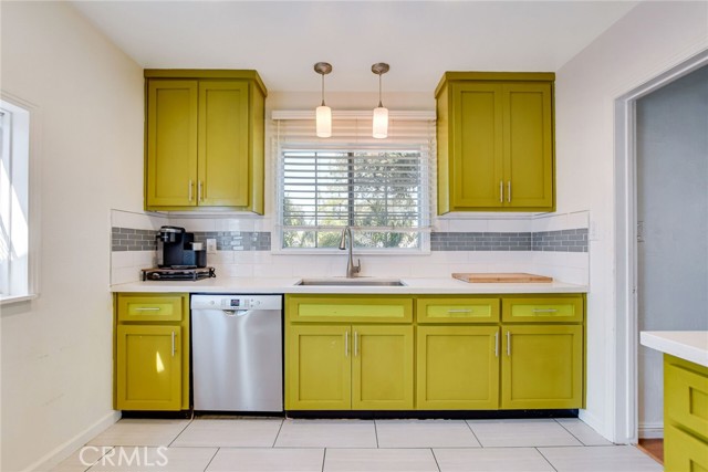 Detail Gallery Image 17 of 35 For 3525 N Mountain View Ave, San Bernardino,  CA 92405 - 3 Beds | 2 Baths