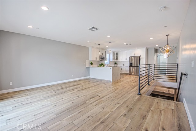 Detail Gallery Image 23 of 37 For 5351 Lexington Avenue, Hollywood,  CA 90029 - 4 Beds | 5 Baths