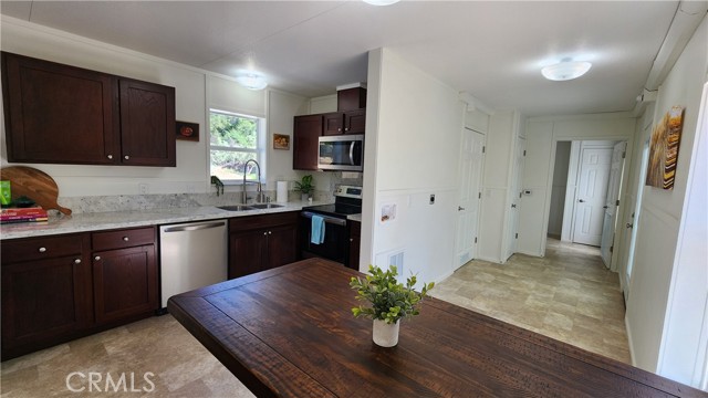 Detail Gallery Image 6 of 50 For 55062 Oak Crest Ct, Wishon,  CA 93669 - 5 Beds | 3 Baths