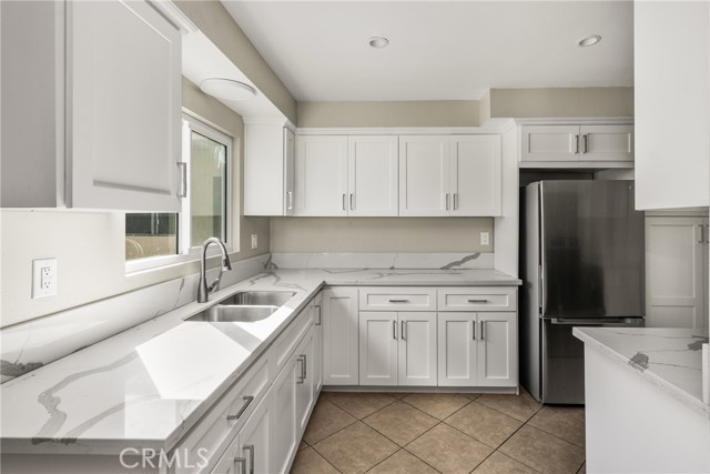 Front Image Thumbnail for CRPW26037860