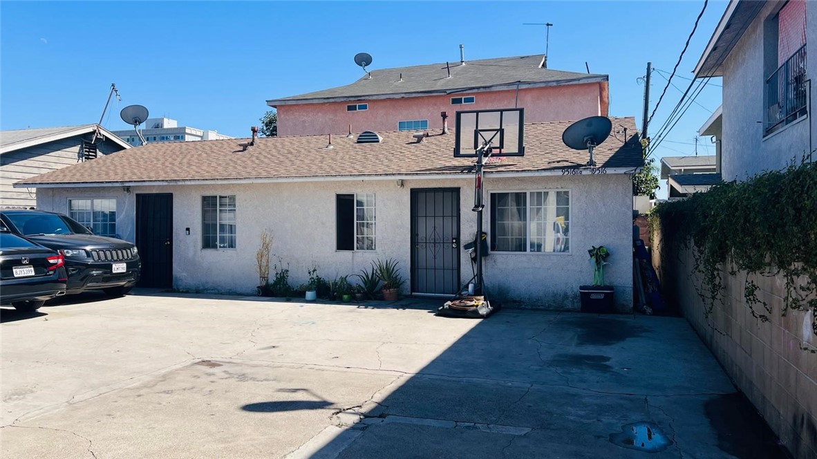 9518 Mayne Street, Bellflower, California 90706, ,Multi-Family,For Sale,Mayne,SB24199082