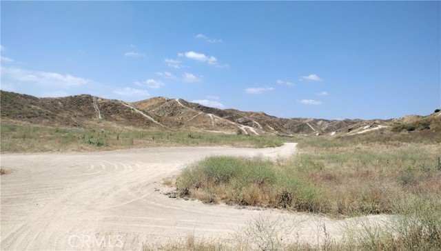 Detail Gallery Image 10 of 14 For 7 Gilman Springs Rd, Moreno Valley,  CA 92555 - – Beds | – Baths