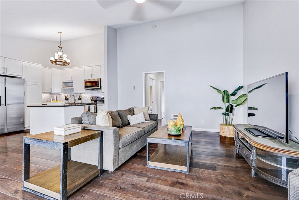 826 Camino Real #202