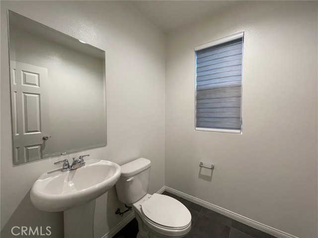 Detail Gallery Image 10 of 16 For 949 E 3rd. St, Santa Ana,  CA 92701 - 4 Beds | 3/1 Baths