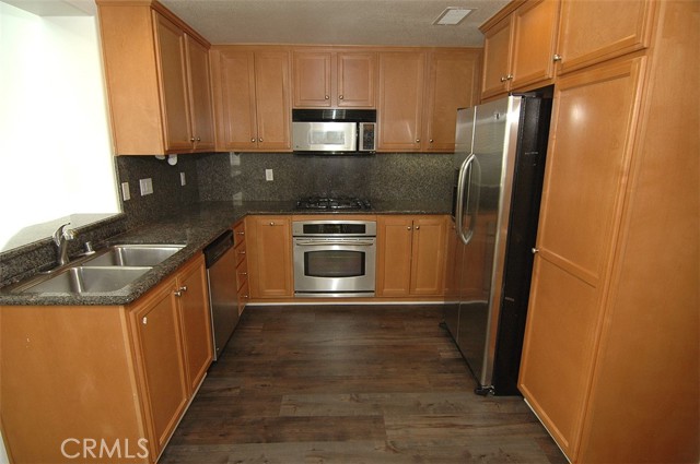 Detail Gallery Image 6 of 21 For 225 Lockford, Irvine,  CA 92602 - 3 Beds | 2 Baths