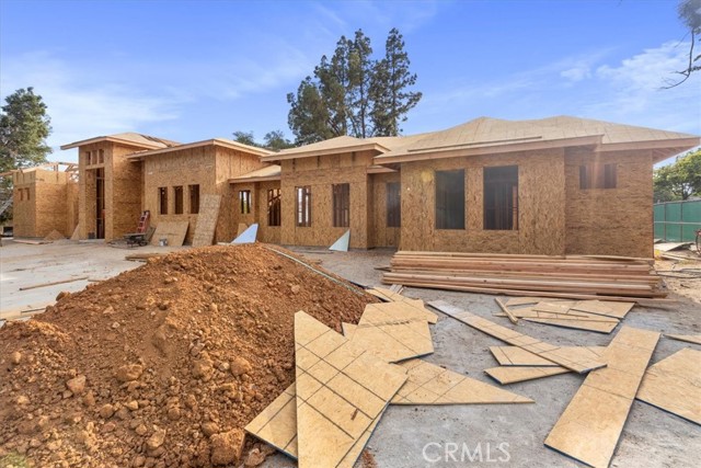 1629 N Palm Avenue, Upland CA: https://media.crmls.org/medias/af624c98-9c8a-4ec9-a559-4ab40ed9afba.jpg