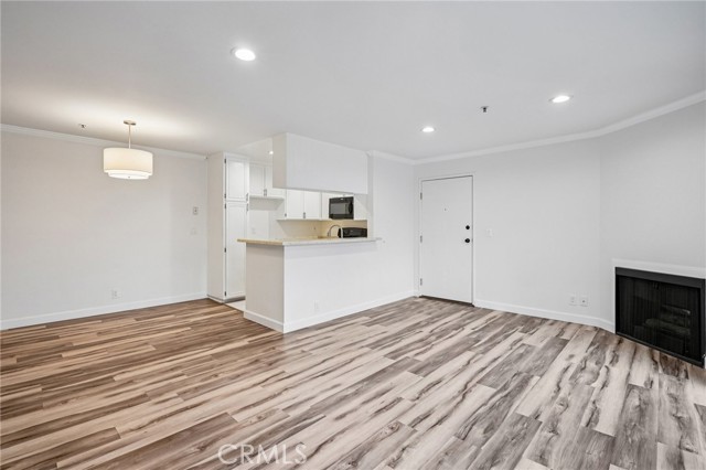 Detail Gallery Image 8 of 27 For 11162 Camarillo St #307,  –,  CA 91602 - 1 Beds | 1 Baths