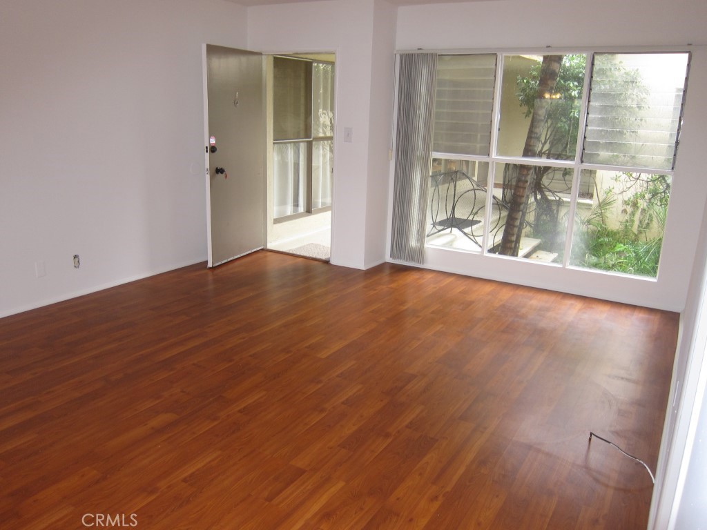 630 San Vicente #F