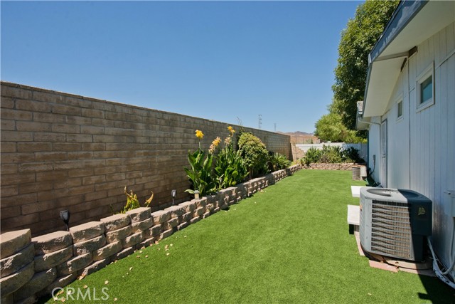 Detail Gallery Image 38 of 53 For 32031 Emerald Lane, Castaic,  CA 91384 - 4 Beds | 3 Baths