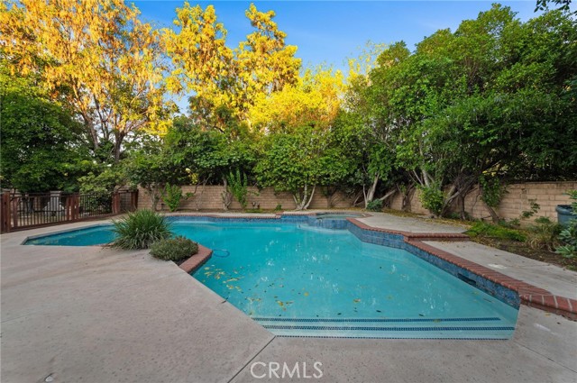 20516 Germain Street, Chatsworth CA: https://media.crmls.org/medias/af63c31e-2edf-4a03-b0db-82315a020fa5.jpg