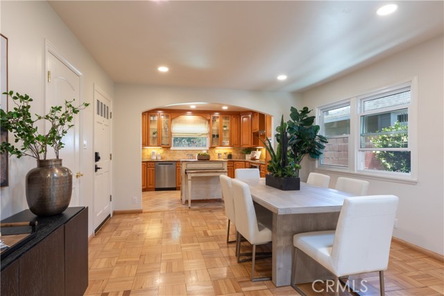 2054 Pattiz Avenue, Long Beach CA: https://media.crmls.org/medias/af6468ca-2078-41db-a87a-d8c556855f0a.jpg