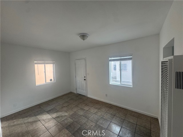 Detail Gallery Image 6 of 9 For 5655 Atlantic #5659.5,  Long Beach,  CA 90805 - 2 Beds | 1 Baths