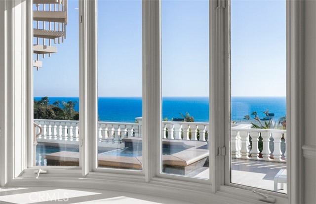 71 Ritz Cove Drive, Dana Point CA: https://media.crmls.org/medias/af652eff-9add-4138-837e-e24d4e56c933.jpg