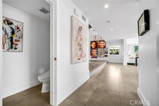 Detail Gallery Image 17 of 58 For 16412 Ardsley Cir, Huntington Beach,  CA 92649 - 4 Beds | 3/1 Baths