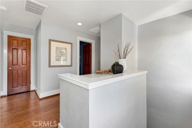 218 Covina Avenue, Long Beach CA: https://media.crmls.org/medias/af6558bc-06c7-4815-9801-a3462944297e.jpg