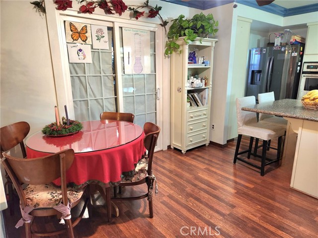 Detail Gallery Image 3 of 71 For 19755 Steinway St, Canyon Country,  CA 91351 - 3 Beds | 2 Baths