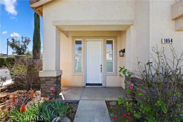 Image 2 for 1054 Morning Sun Ln, Corona, CA 92881