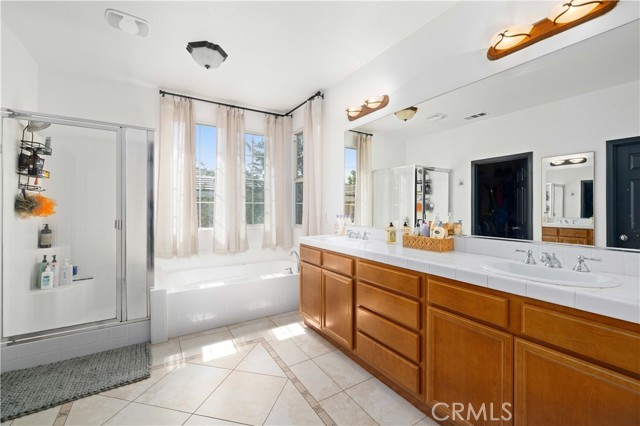 5080 Meadowsweet Drive, Palmdale CA: https://media.crmls.org/medias/af66551f-8291-4475-8fad-05f979de356f.jpg