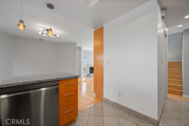 Detail Gallery Image 27 of 75 For 2230 Ohio Ave #4,  Signal Hill,  CA 90755 - 3 Beds | 2/1 Baths