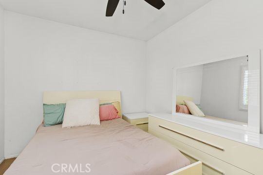 4516 Streamport Drive, Riverside CA: https://media.crmls.org/medias/af66e655-174e-4aba-88fe-be1fc4fa9f99.jpg