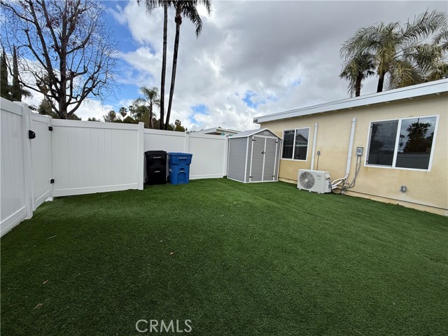 Detail Gallery Image 3 of 14 For 6440 Jumilla #1/2,  Woodland Hills,  CA 91367 - 1 Beds | 1 Baths