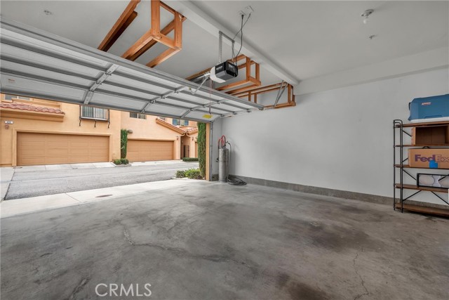 Detail Gallery Image 26 of 30 For 1448 Patricia #203,  Simi Valley,  CA 93065 - 3 Beds | 2/1 Baths