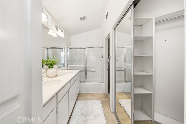 Detail Gallery Image 18 of 42 For 167 Iris Ln, Brea,  CA 92821 - 3 Beds | 2/1 Baths