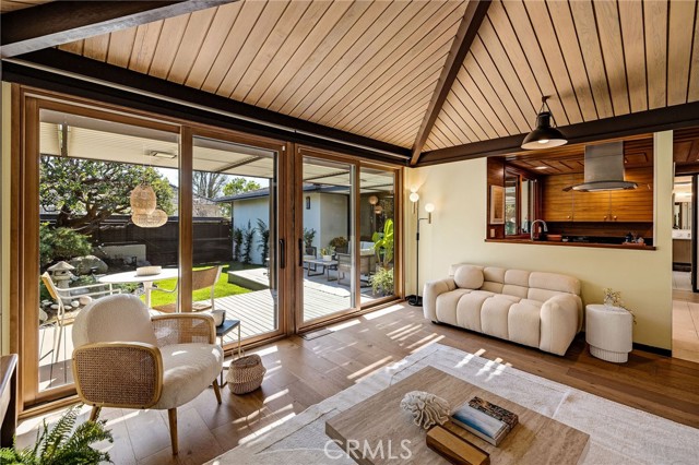 Image 12 of 32 For 15 Margate Square