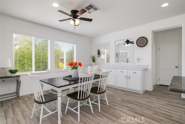 27937 Pleasant Bay Circle, Menifee CA: https://media.crmls.org/medias/af68cded-d9f4-481d-b44a-411e021247be.jpg