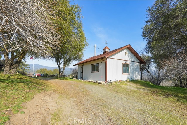 Detail Gallery Image 28 of 40 For 44800 Ahwahnee Acres, Ahwahnee,  CA 93601 - 5 Beds | 3 Baths