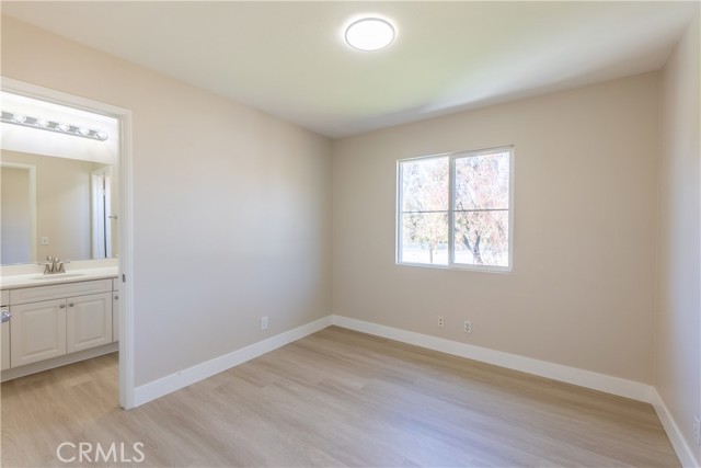 Detail Gallery Image 27 of 38 For 165 Kensington Park, Irvine,  CA 92606 - 4 Beds | 3/1 Baths