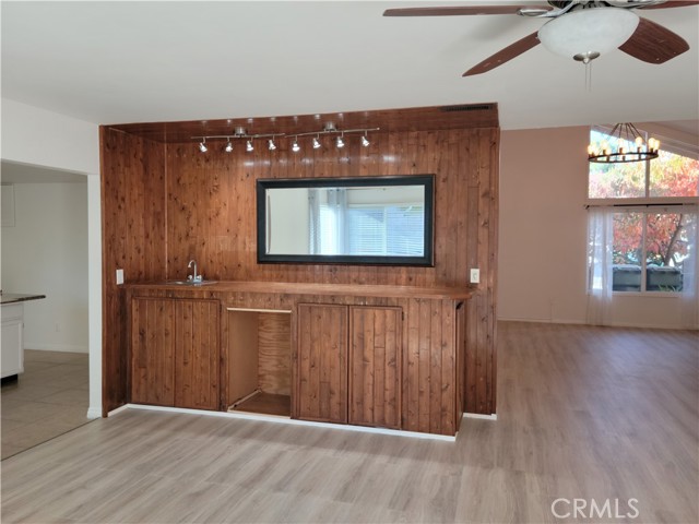 DINING ROOM/FAMILY ROOM