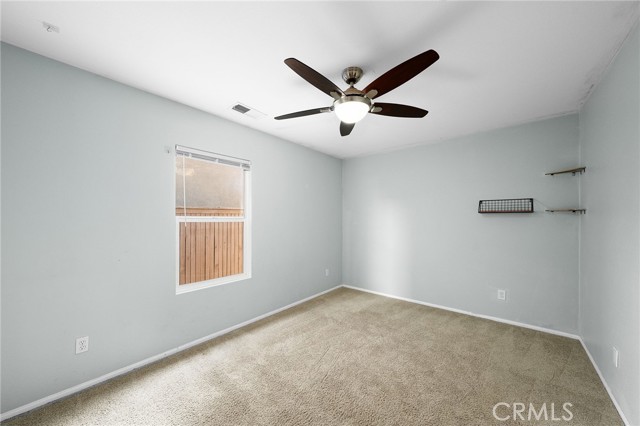 Detail Gallery Image 13 of 27 For 1335 Crown Imperial Ln, Beaumont,  CA 92223 - 3 Beds | 2 Baths