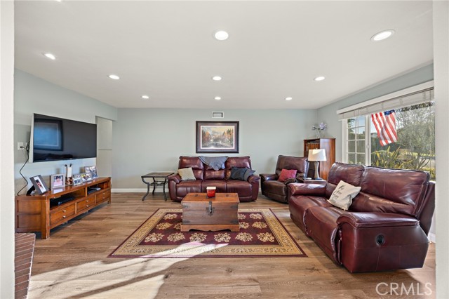 Detail Gallery Image 5 of 24 For 7548 Pepper, Rancho Cucamonga,  CA 91730 - 3 Beds | 2 Baths