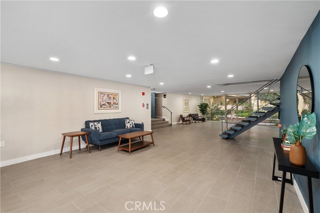 4647 Willis Avenue # 224, Sherman Oaks, California 91403, 2 Bedrooms Bedrooms, ,1 BathroomBathrooms,Residential Lease,For Rent,4647 Willis Avenue # 224,CRSR24205812