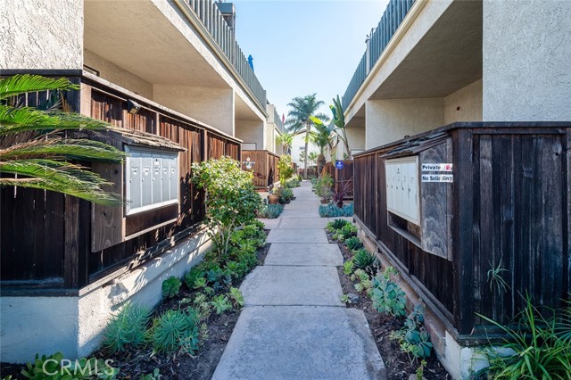 2110 Vanderbilt Lane, Redondo Beach, California 90278, 2 Bedrooms Bedrooms, ,2 BathroomsBathrooms,Residential,Sold,Vanderbilt,PV21255793