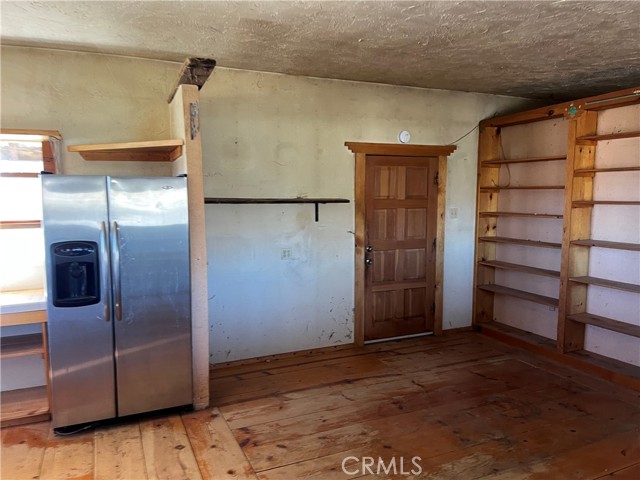 Detail Gallery Image 3 of 11 For 51800 Tonto Rim Ln, Pioneertown,  CA 92268 - 1 Beds | 1 Baths