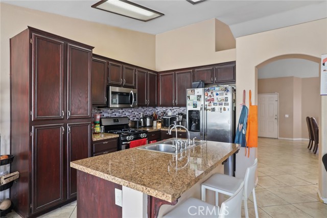 Detail Gallery Image 21 of 74 For 15060 Spring St, Fontana,  CA 92335 - 4 Beds | 2 Baths