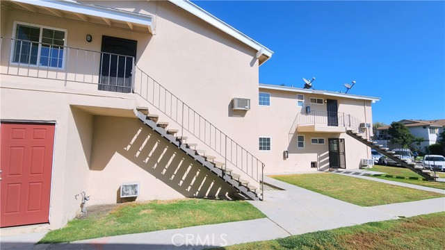 Detail Gallery Image 2 of 29 For 2325 Angela St, Pomona,  CA 91766 - – Beds | – Baths