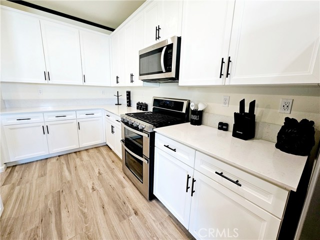 Detail Gallery Image 10 of 72 For 2241 Cardinal St, Delano,  CA 93215 - 4 Beds | 2 Baths