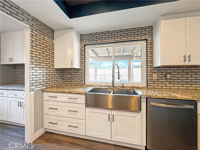 Detail Gallery Image 6 of 44 For 43158 San Mateo Way, Hemet,  CA 92544 - 3 Beds | 2 Baths