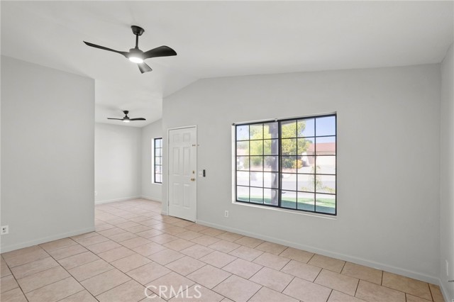 Detail Gallery Image 8 of 30 For 28275 Los Cielos Rd, Menifee,  CA 92586 - 2 Beds | 2 Baths