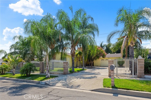 Detail Gallery Image 2 of 20 For 7020 Argyle Ave, San Bernardino,  CA 92404 - 4 Beds | 2 Baths