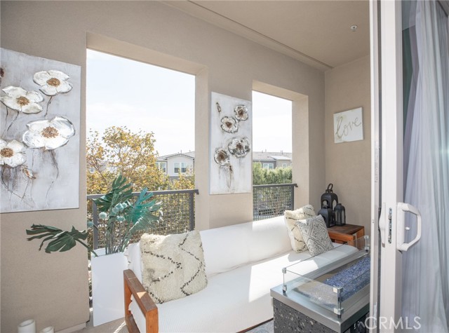 Detail Gallery Image 10 of 28 For 57 Vantis Dr, Aliso Viejo,  CA 92656 - 3 Beds | 2/2 Baths