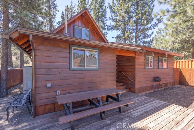 Detail Gallery Image 33 of 39 For 905 E Big Bear Bld, Big Bear City,  CA 92314 - 3 Beds | 2 Baths